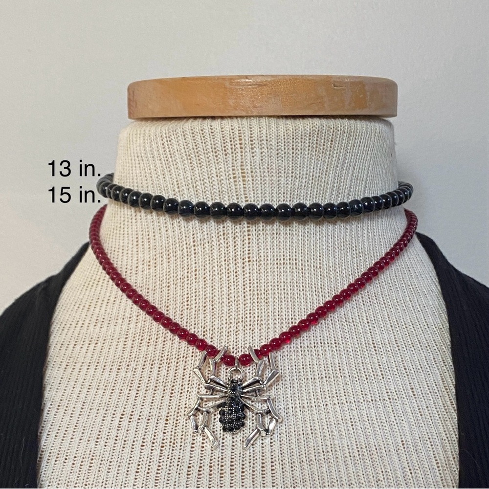 Elegant Black and Red Beaded Necklace Set